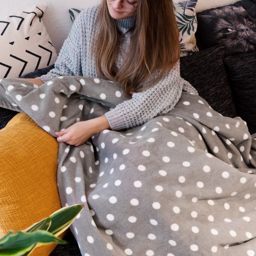 Patura electrica Navaris, 180x130 cm, model puncte, material moale, gri/gri inchis, poliester