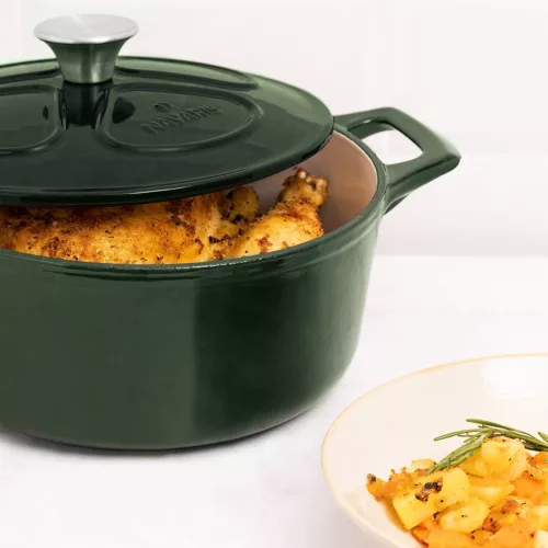 Oala antiaderenta din fonta Navaris pentru plite/cuptoare - 24 cm - 3,5 l - Verde inchis, 48777.01.80